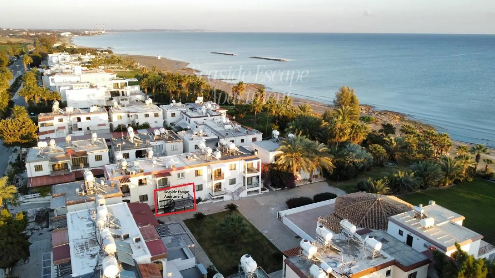 לרנקה Seaside Escape Apartment 0*,  קפריסין