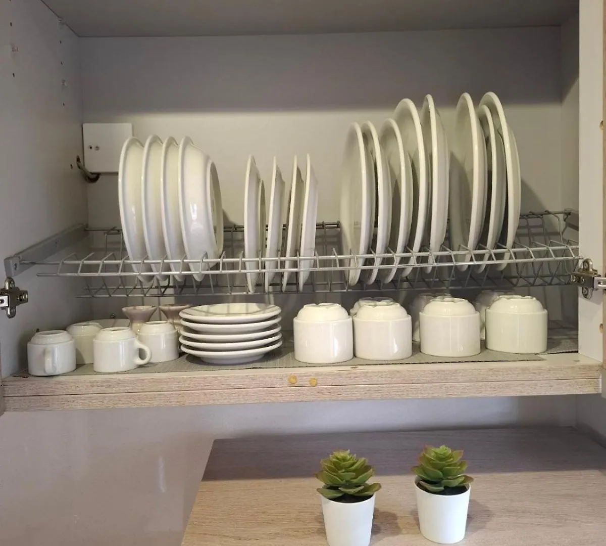 לרנקה Seaside Escape Apartment